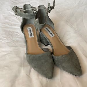 Steve Madden Grey Suede Sandal